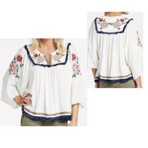 Women's Floral Embroidered  Blouse Blue Frayed X-Small